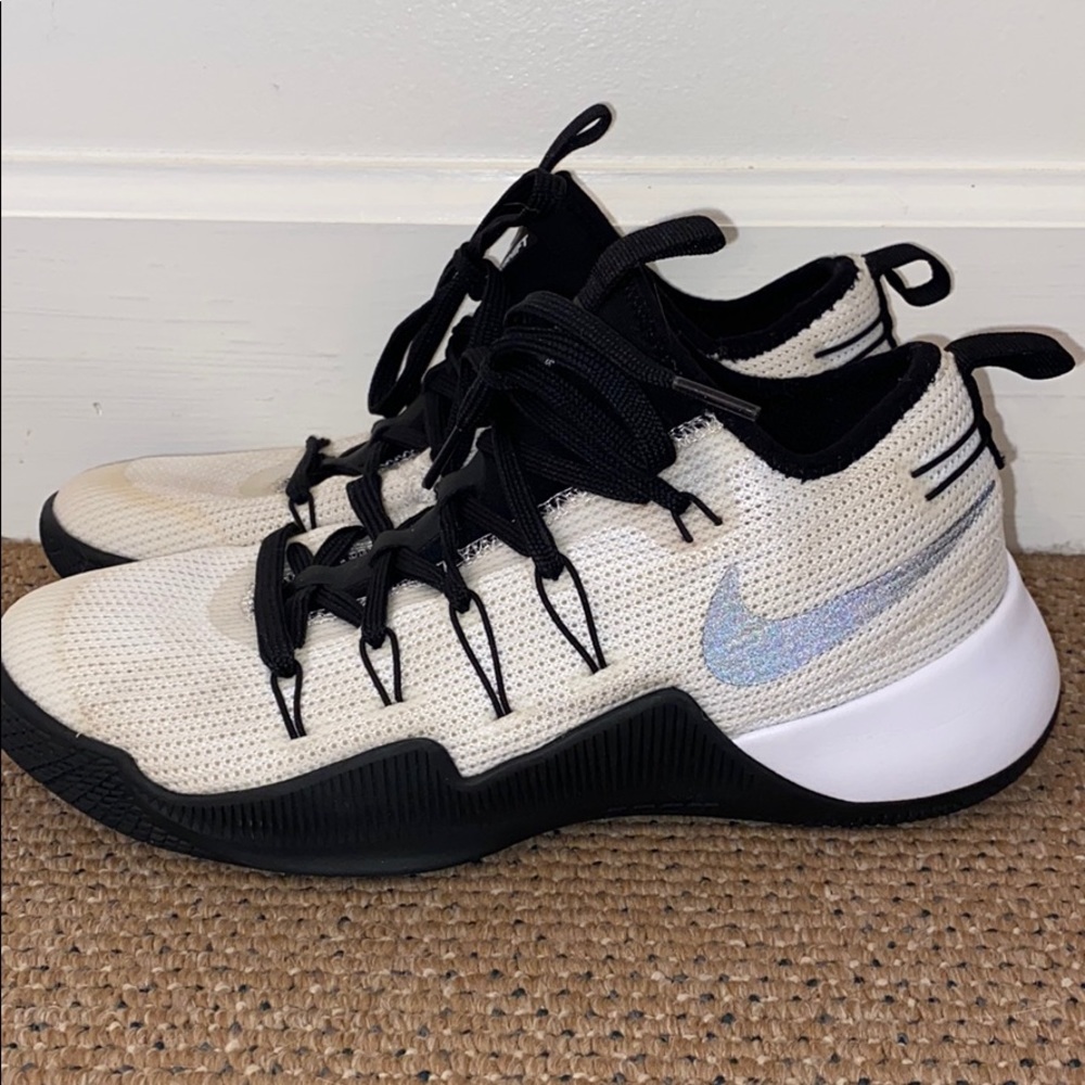 Nike Hypershift basketball shoes